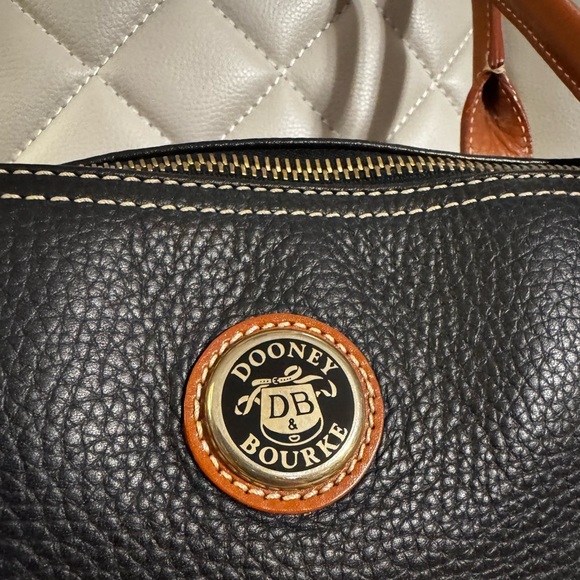 Dooney & Bourke Black and Tan Leather Bag - Picture 2 of 6